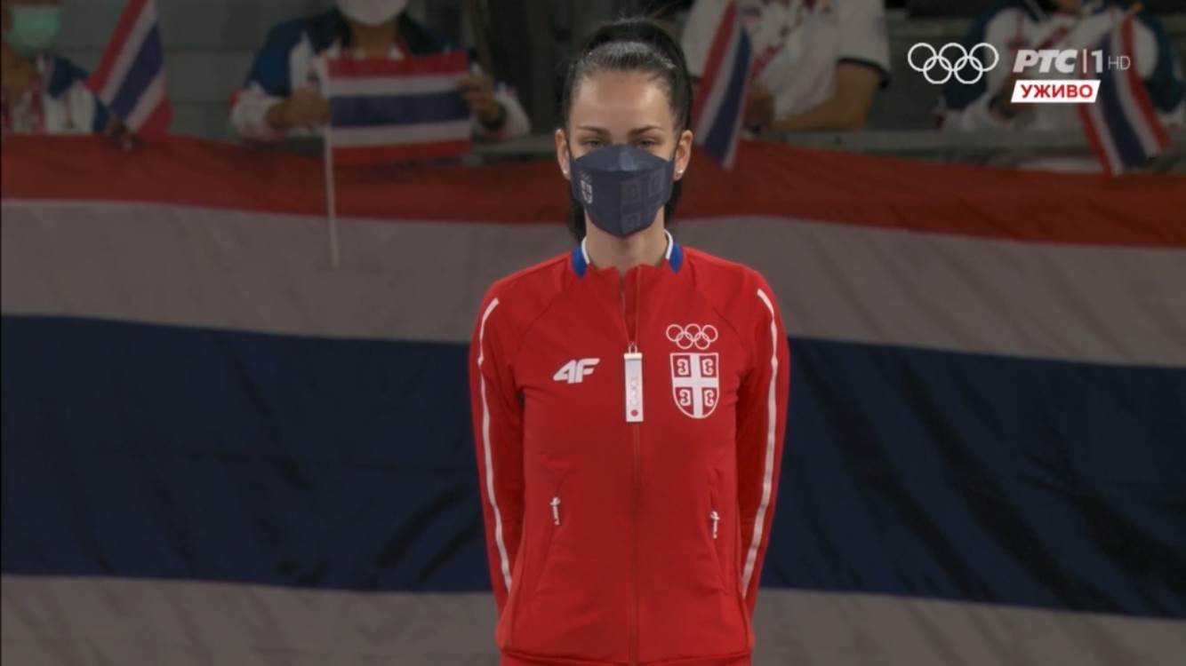 Tijana Bogdanović na dodeli medalja