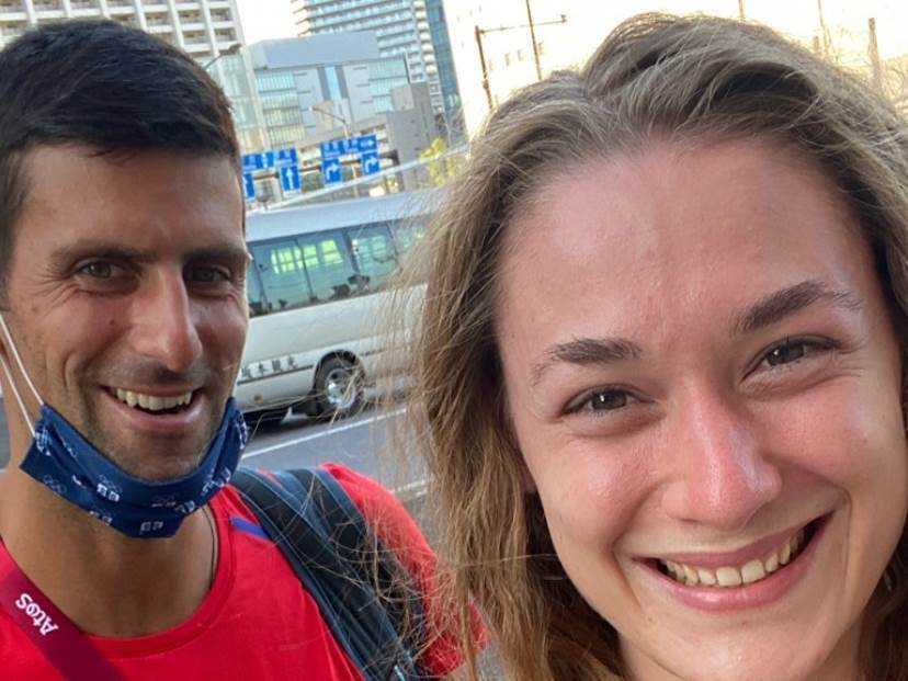 Novak Đoković spava na kartonskom krevetu na Olimpijskim igrama, a zvezde u hotelu