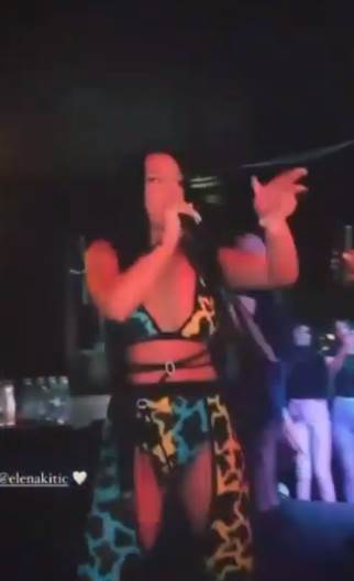 Elena Kitić nastupala gole guze