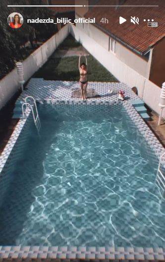 Nadežda Biljić pokazala telo u kupaćem