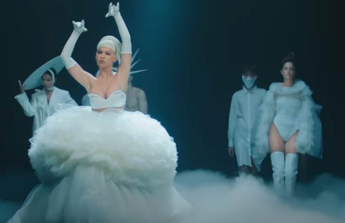 Dizajnerka tvrdi da je spot Nataše i Raste kopija