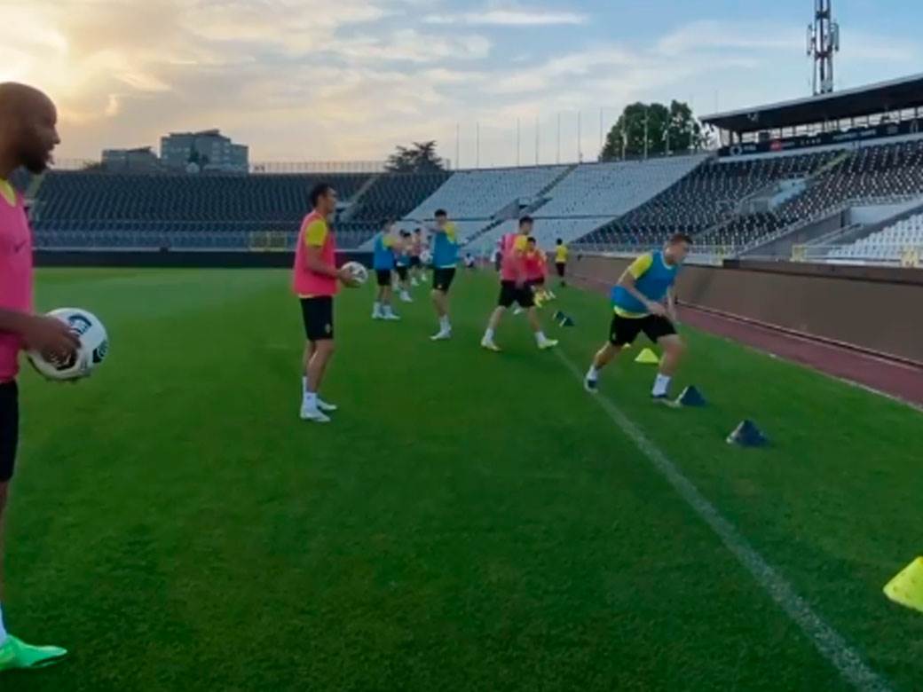 Kairat pred meč sa Crvenom zvezdom trenirao na stadionu Partizana