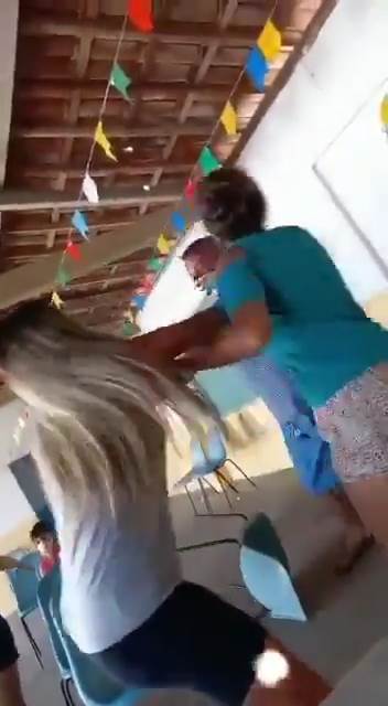 tuča na punktu za vakcinaciju  (4)