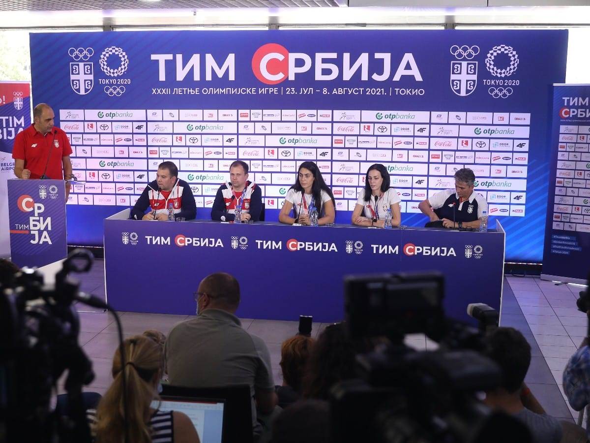 Milica Mandić, Damir Mikec, Tijana Bogdanović, konferencija za novinare (9)