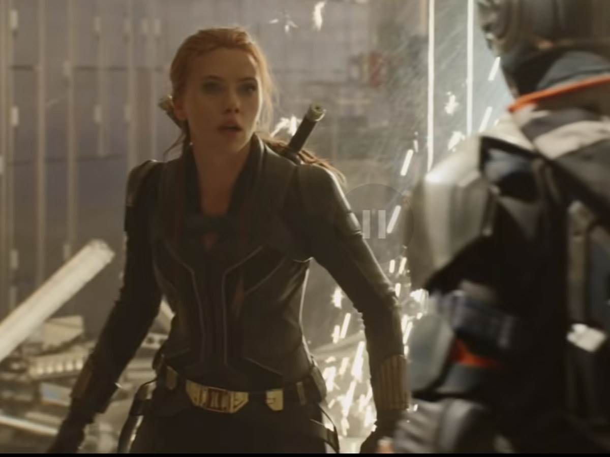 skarlet johanson crna udovica