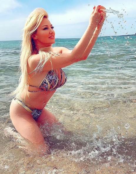 Ivana Jordan u kupaćem