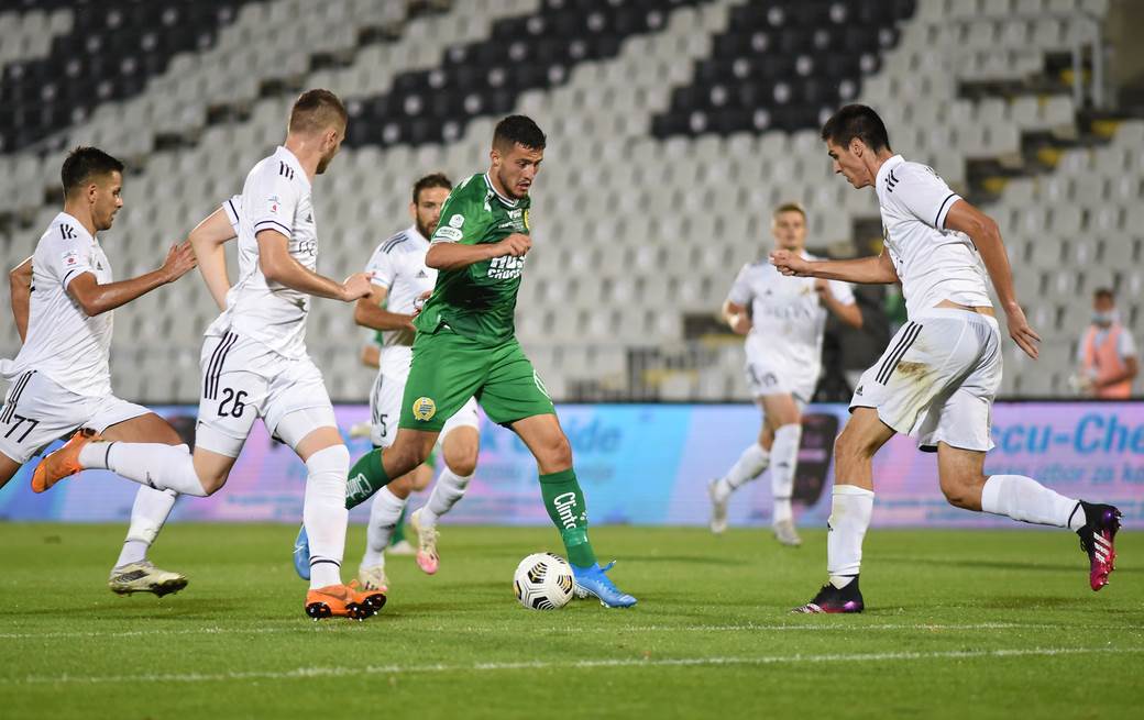 Direktor Čukaričkog preporučuje fudbalera Hamarbija Zvezdi i Partizanu