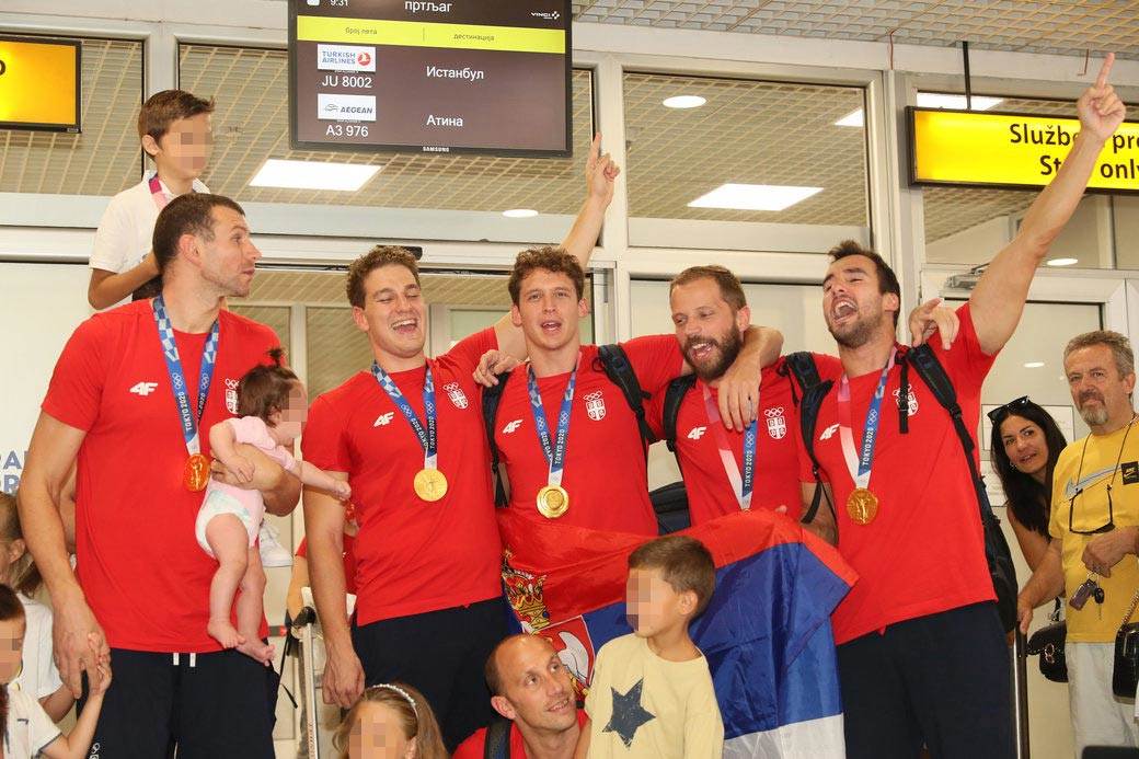 Vaterpolisti doček (6)