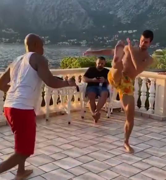 Novak Đoković, kapuera (5)