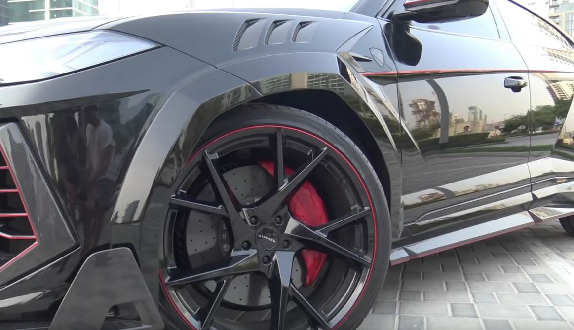 Luka Dončić kupio Lamborgini Urus automobil od pola miliona dolara