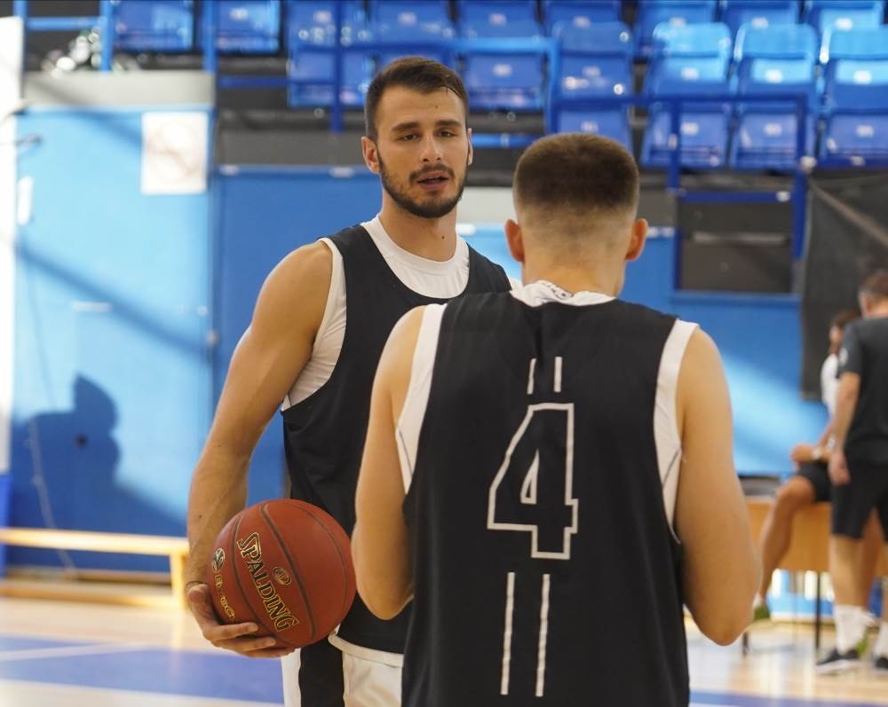 Partizan Košarka (8)