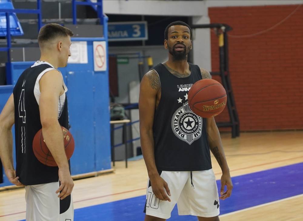 Partizan Košarka (4)