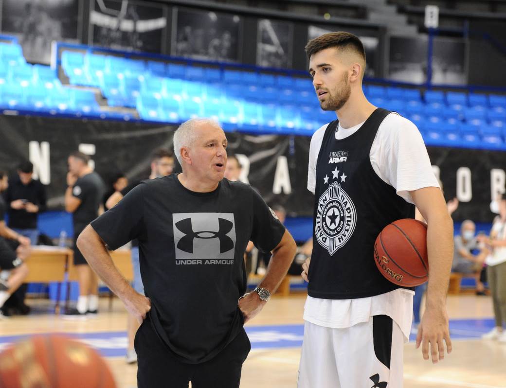 PARTIZAN utakmica (23)
