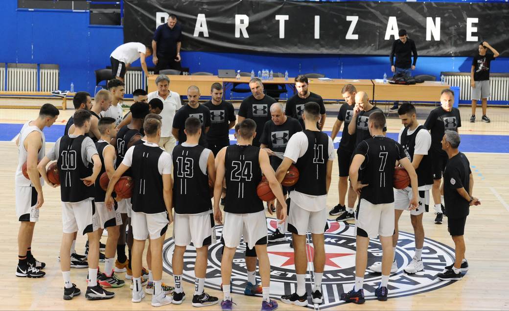 PARTIZAN utakmica (3)