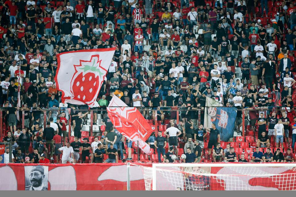 Crvena Zvezda  Kluž (1)