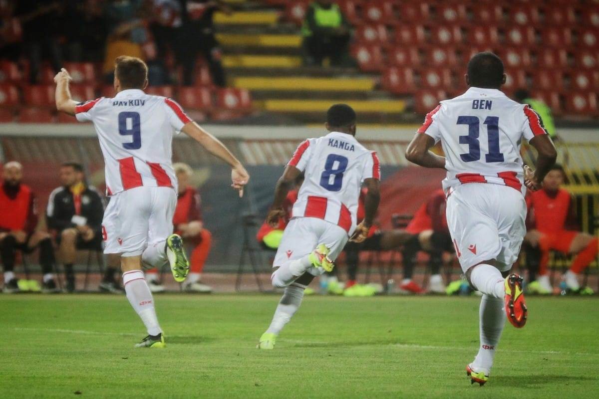 Crvena Zvezda Kluž (6)