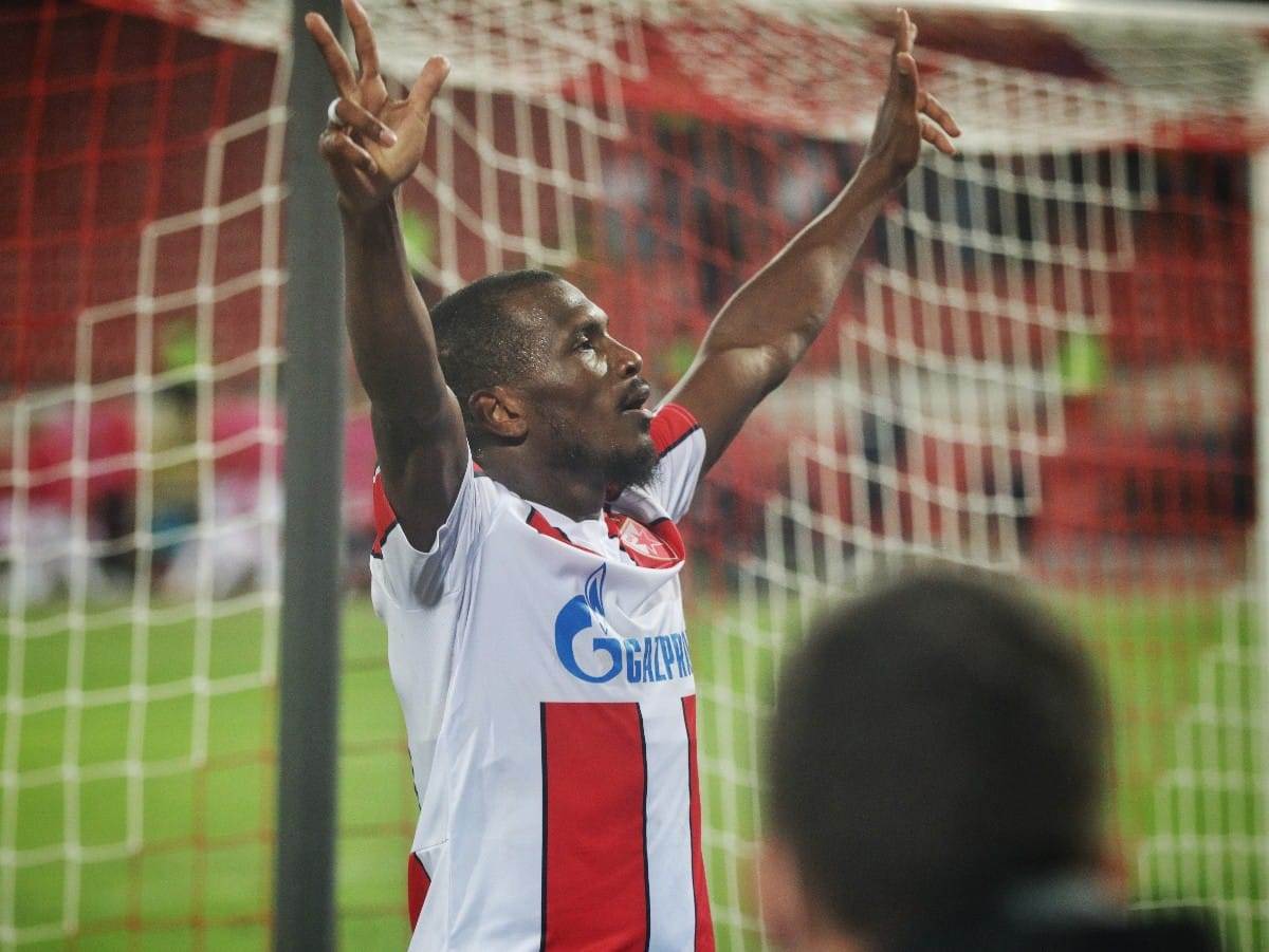 Crvena zvezda CFR (13)