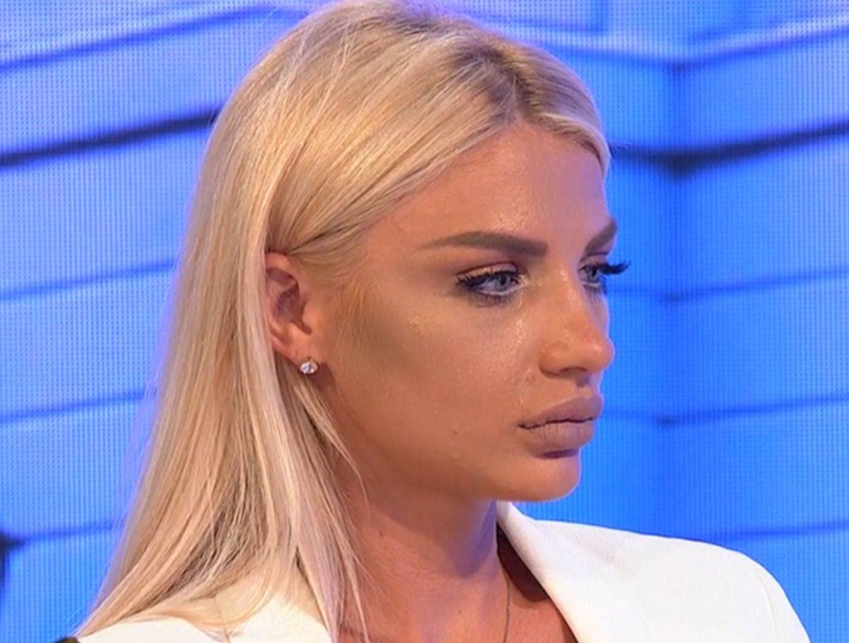 Milica Kemez plastične operacije