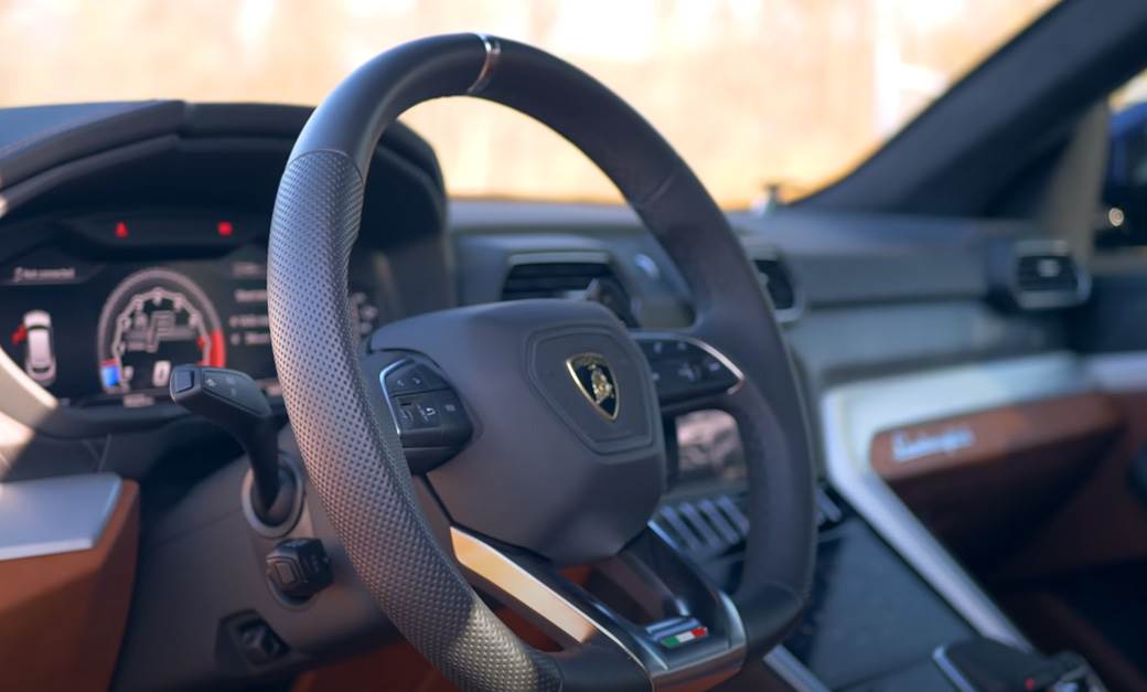 Lamborghini Urus (7)