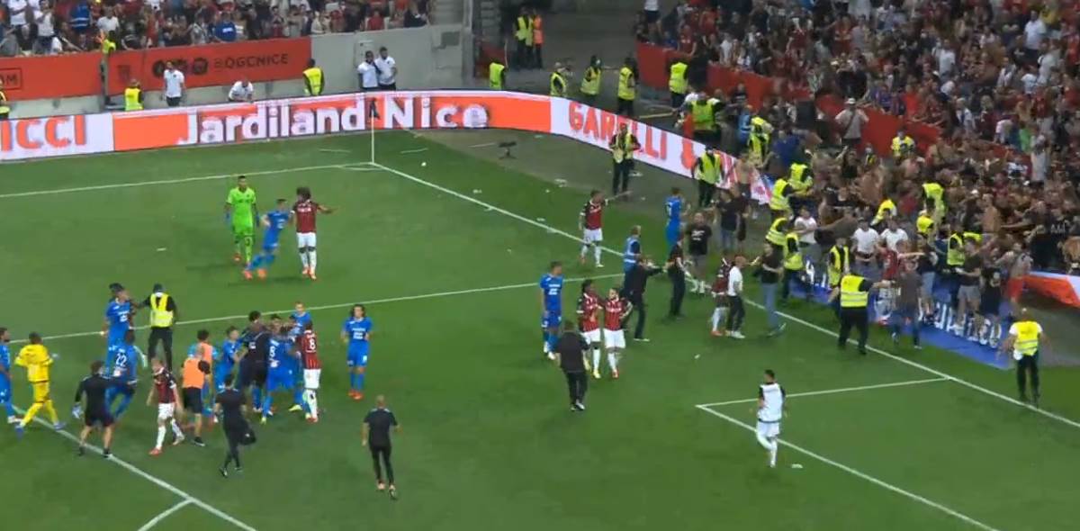 Haos na utakmici Nica Olimpik Marsej član stručnog štaba nokautirao navijača