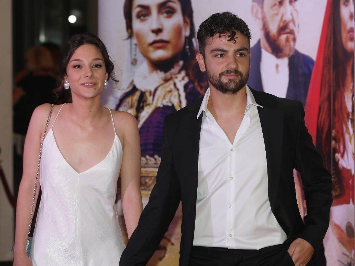 Nečista krv crveni tepih (6)