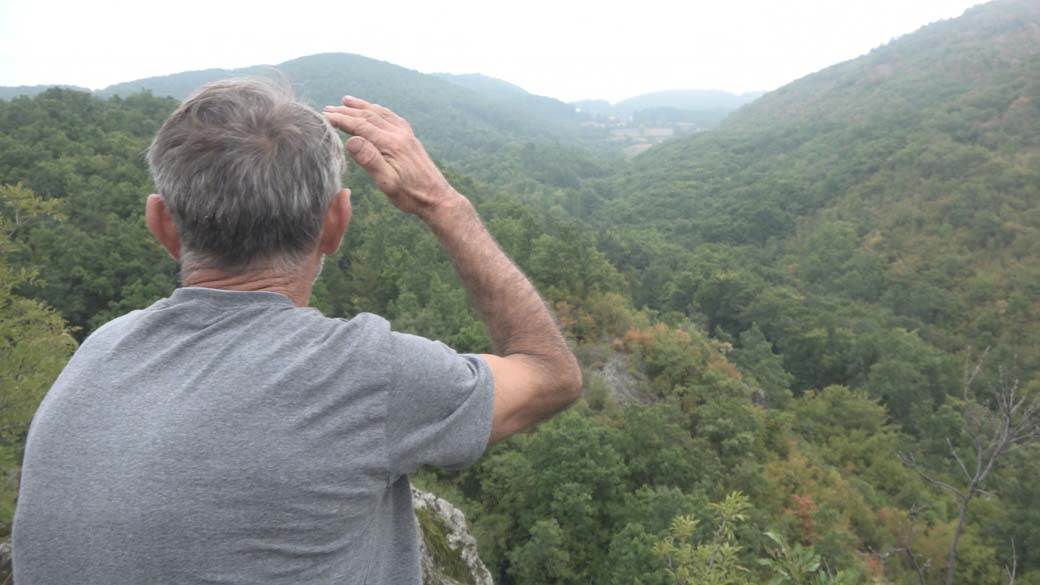 blago nemanjića, zmija, Zmija čuva blago Nemanjića na planini Ostrici, planina ostrica (6)
