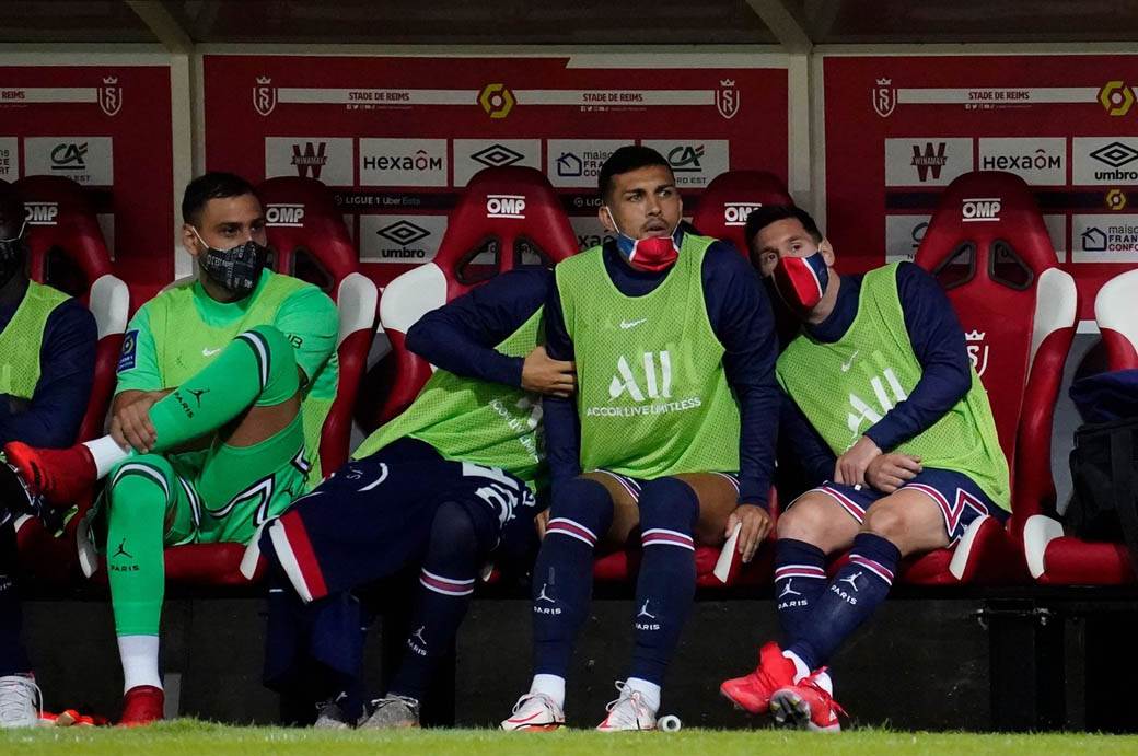 psž Lionel Mesi (5)