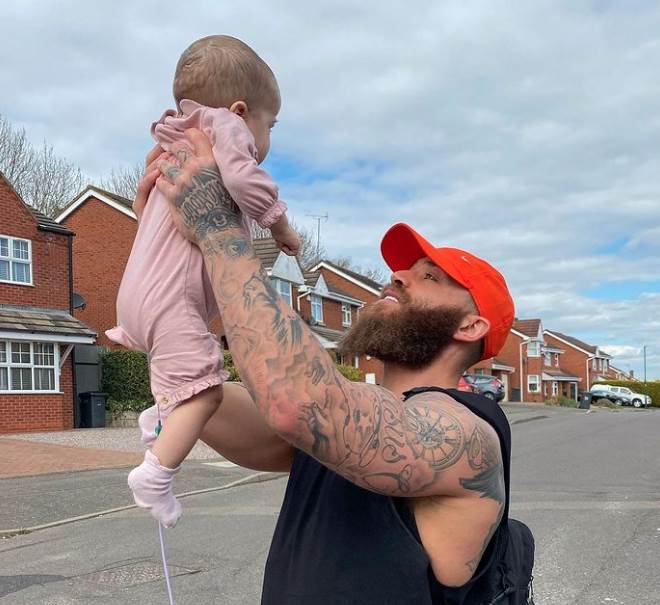 rijaliti zvezdi umrla beba koja je imala leukemiju06