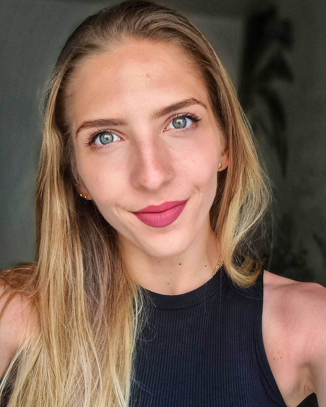 Nina Stojiljković (21)