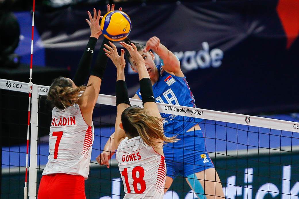 Tijana Bošković i Katarina Lazović su donele Srbiji finale Evropskog prvenstva