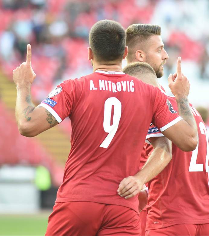 Piksi uporedio Mitrovića sa Pančevim