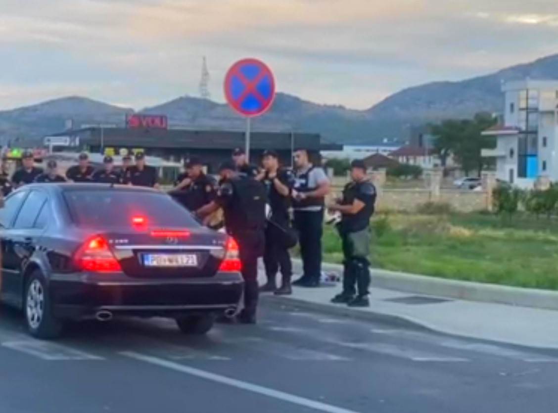 Crna gora, neredi, policija (4)