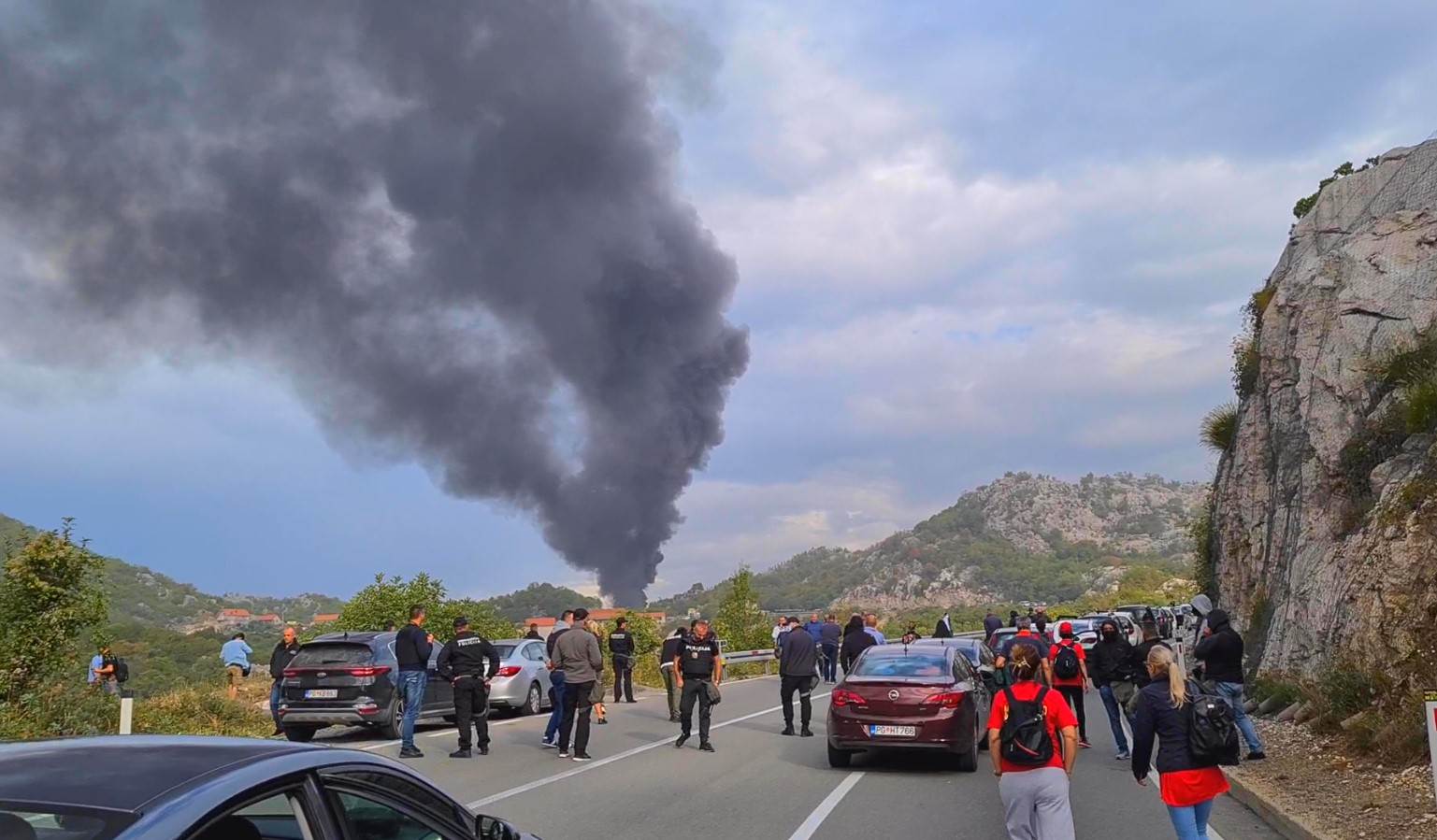 Joanikije i Porfirije stigli u Crnu Goru i obratili se narodu