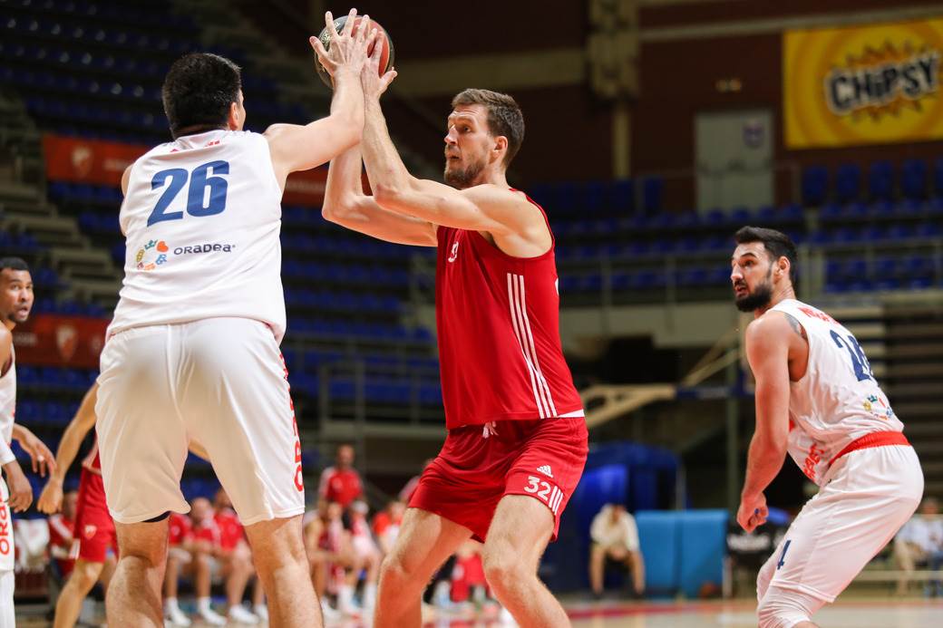 Crvena Zvezda, Oradea, prijateljska utakmica, hala Aleksandar Nikolić (12)