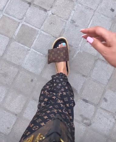 Jelena Karleuša i Ceca Ražnatović u istim papučama