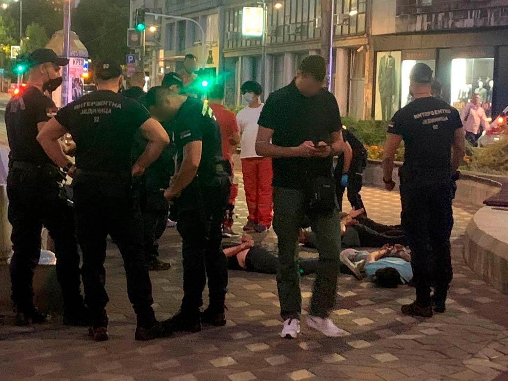 Tuča trg nikole pašića (7)