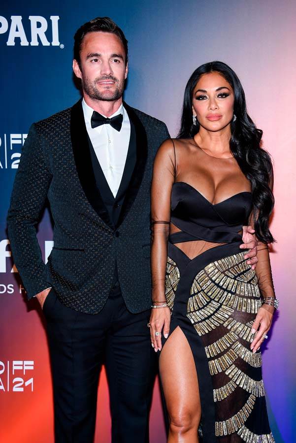 Nikol Šerzinger (3)