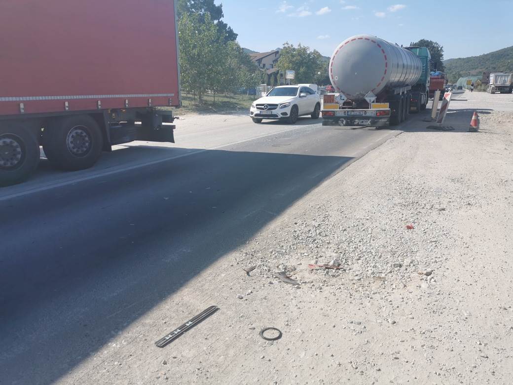 Nesreća, motorciklista (4)