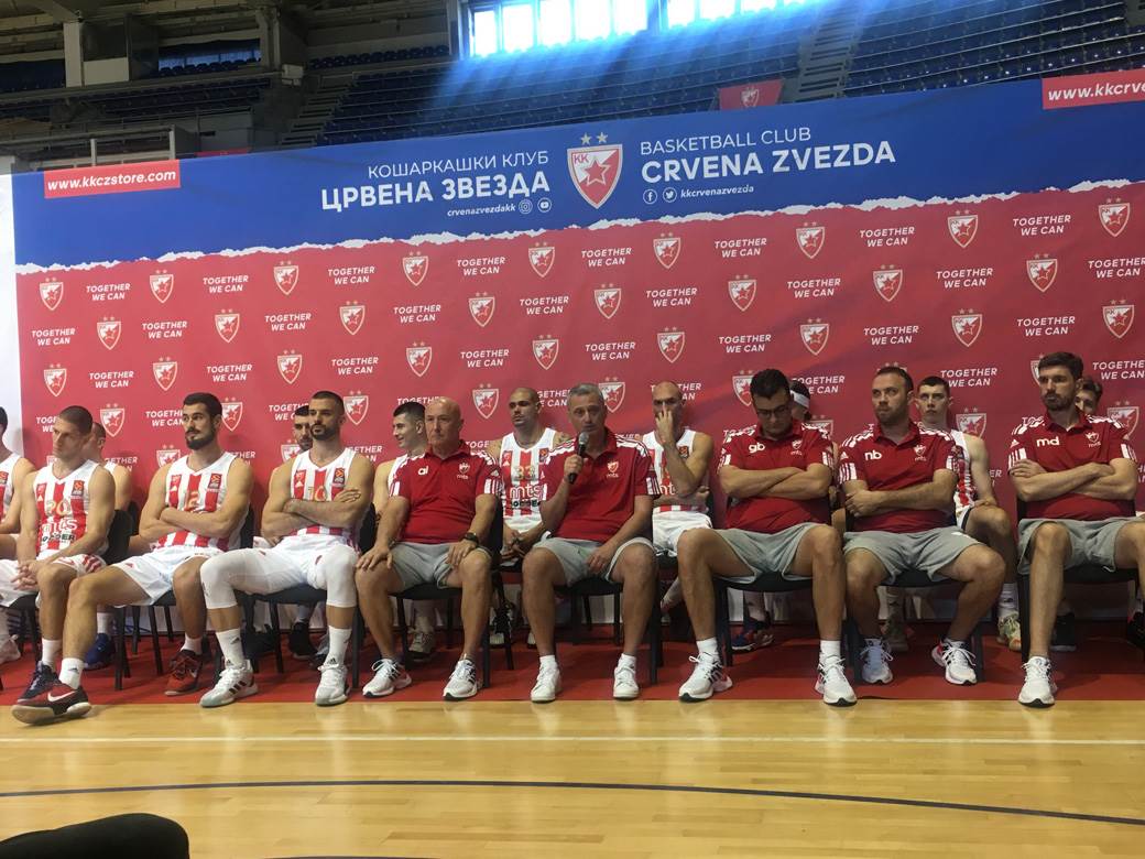 Košarkaši Zvezde  (1)