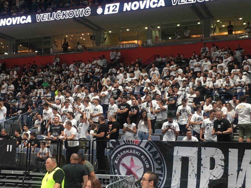 Novica Veličković završio karijeru na oproštajnoj utakmici Partizan Efes