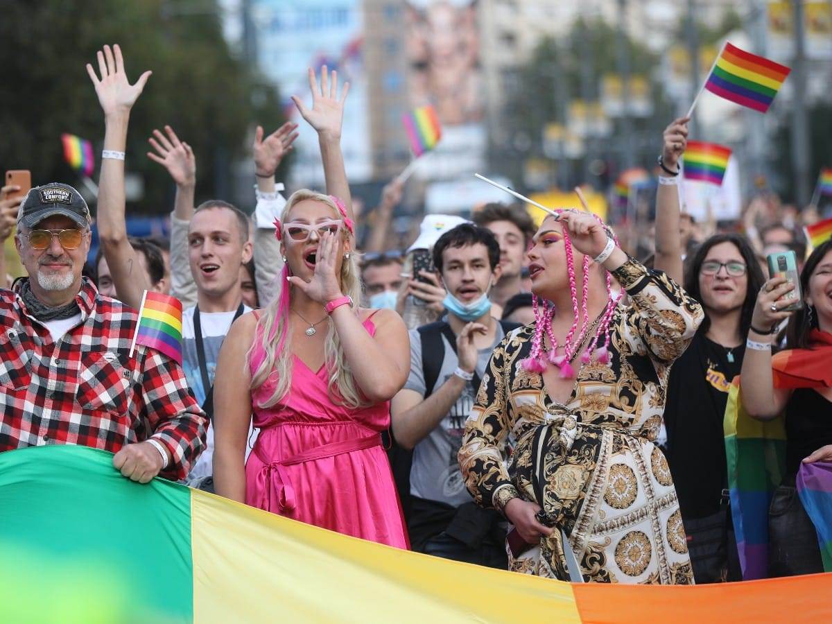 Prajd parada, nataša bekvalac (8)