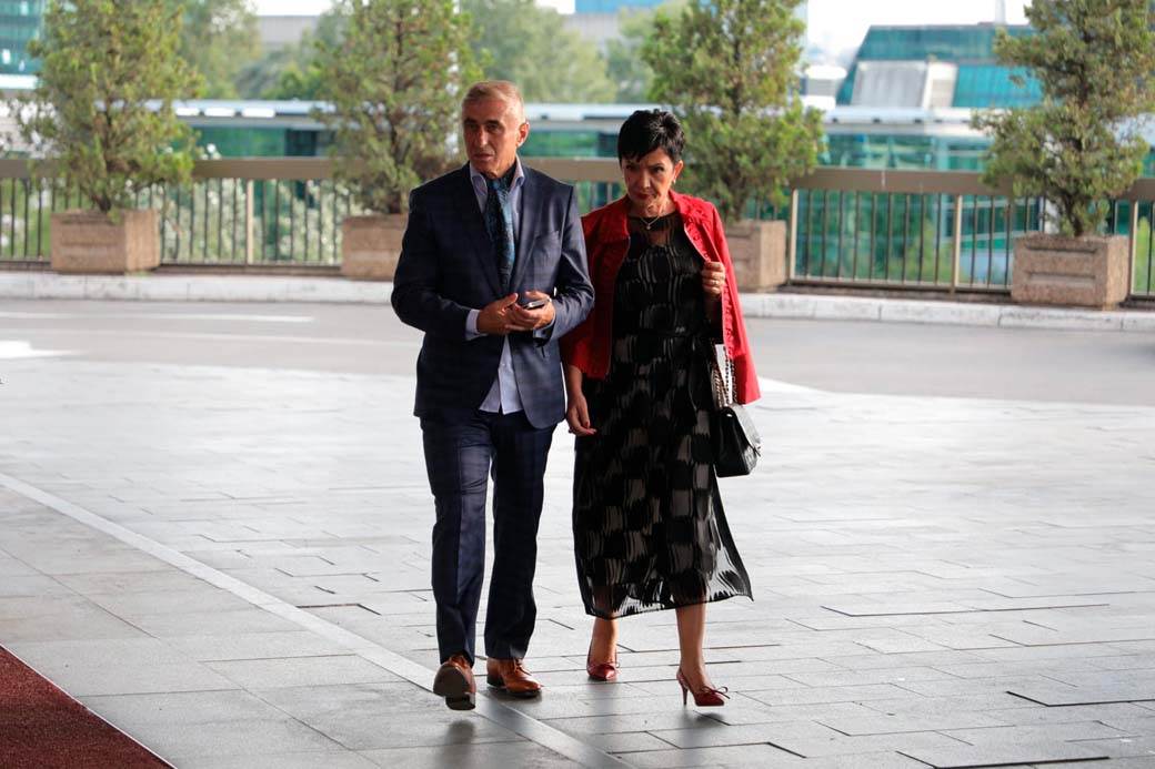 Zdravko Čolić pevao na venčanju Kostadina Terzića