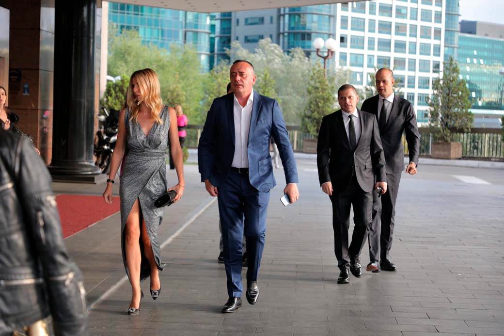 Zdravko Čolić pevao na venčanju Kostadina Terzića