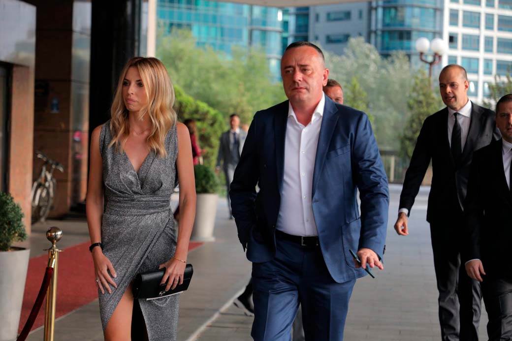 Zdravko Čolić pevao na venčanju Kostadina Terzića