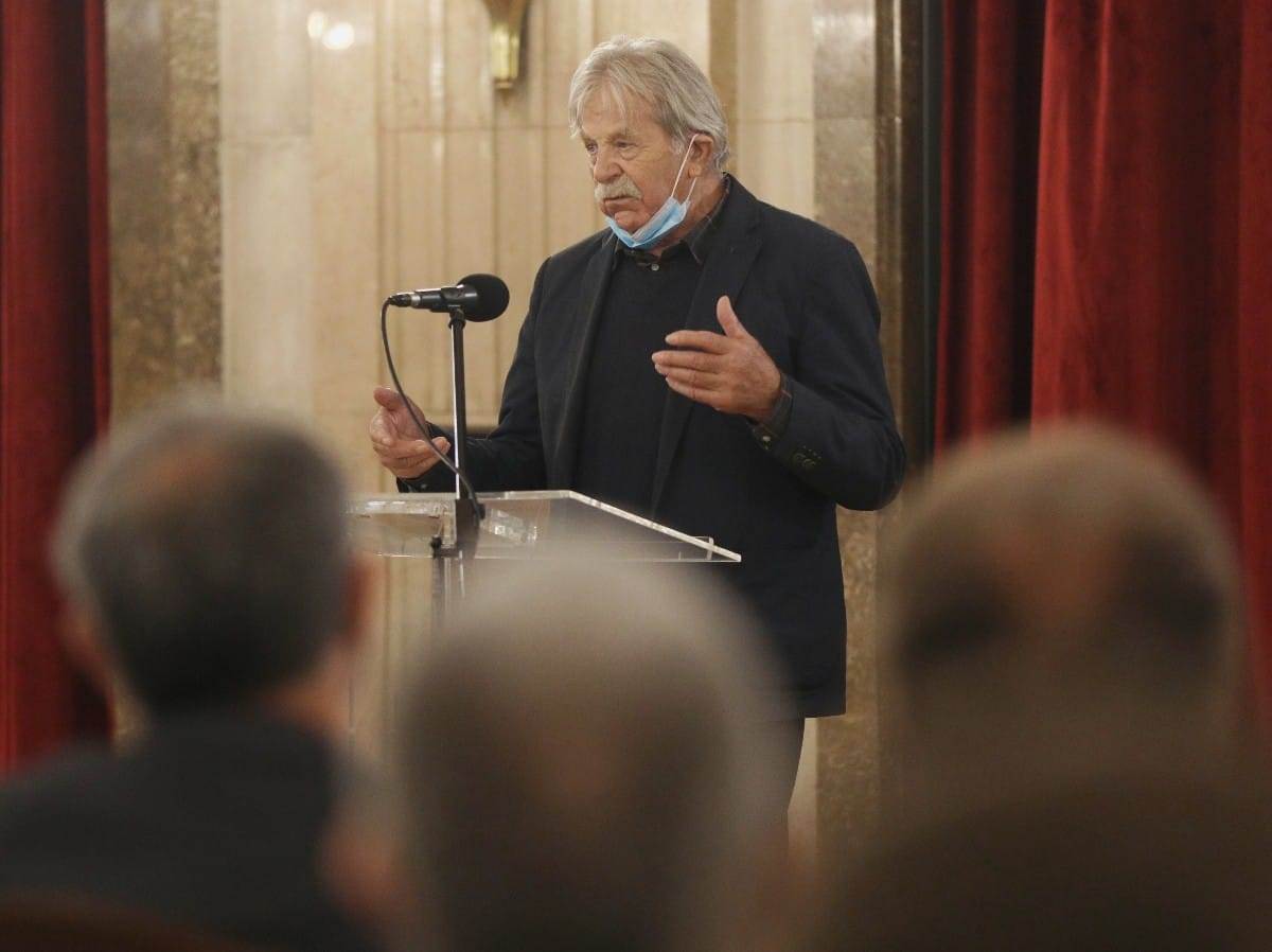 Ljubivoje Ršumović (2)