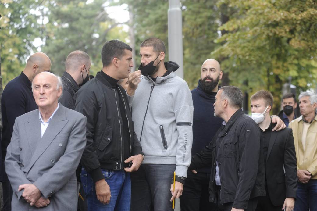 Željko Obradović na sahrani Dude Ivkovića