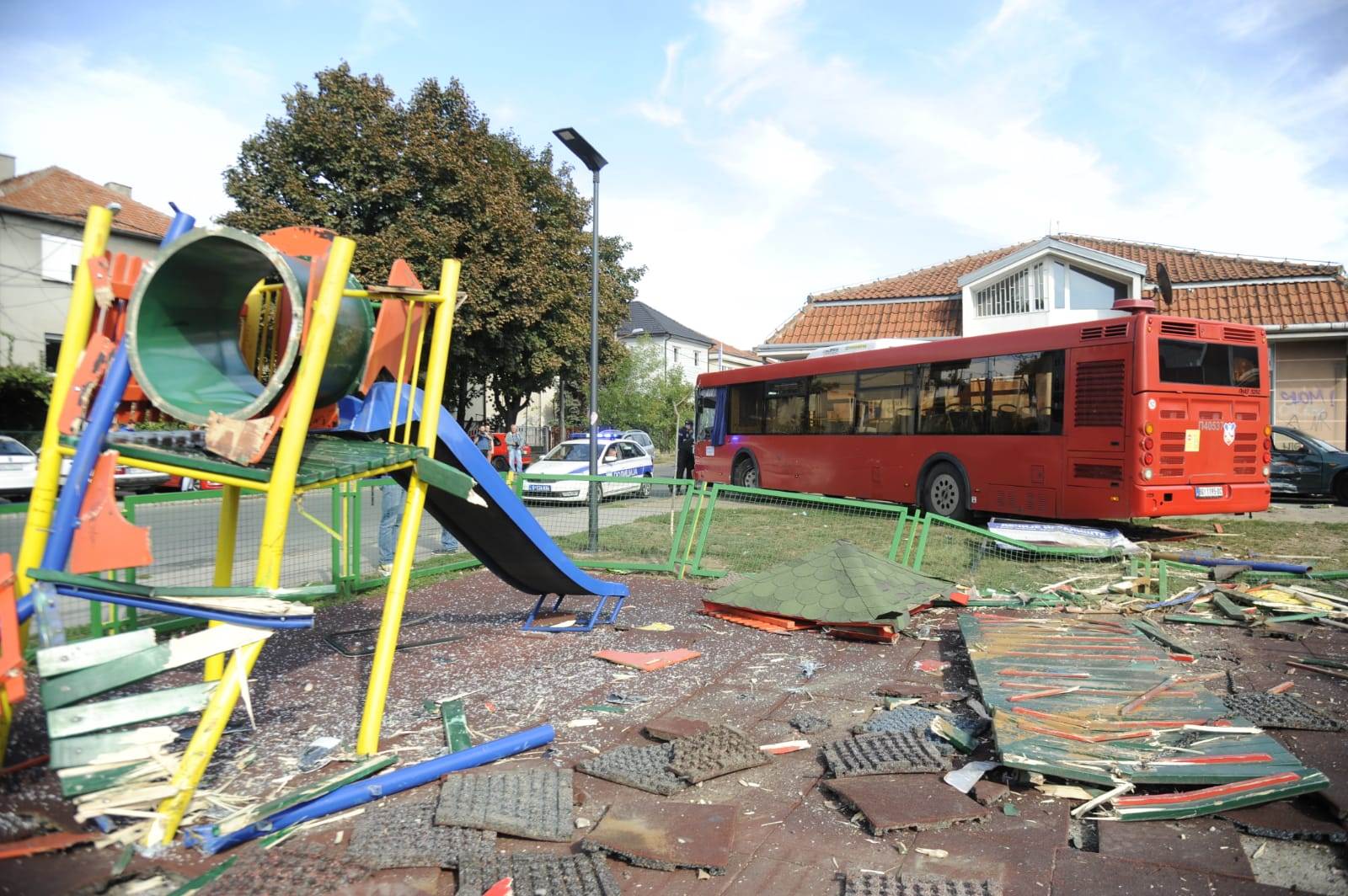 Određen pritvor vozaču autobusa u Zemunu