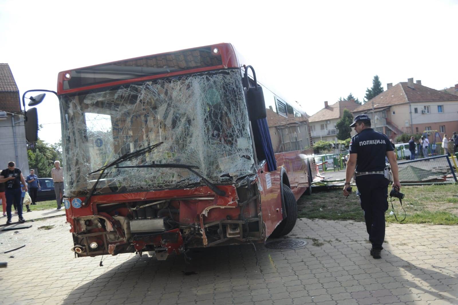 Određen pritvor vozaču autobusa u Zemunu