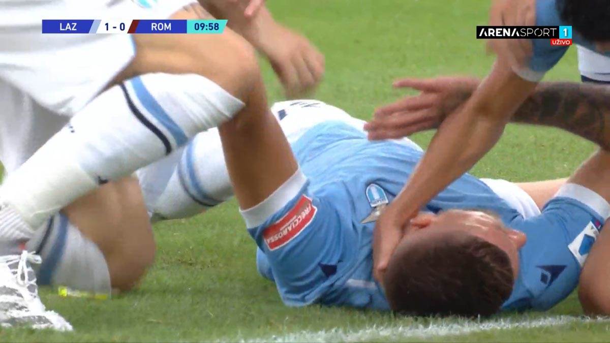 Lacio, Roma, Udarac u glavu (2)