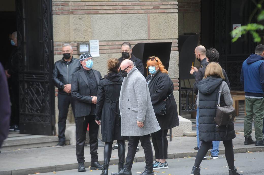 Sahrana Marina Tucaković (1)